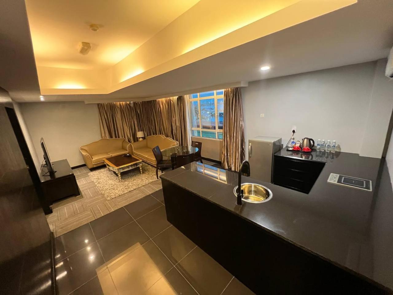 Hotel De Leon Lahad Datu Δωμάτιο φωτογραφία