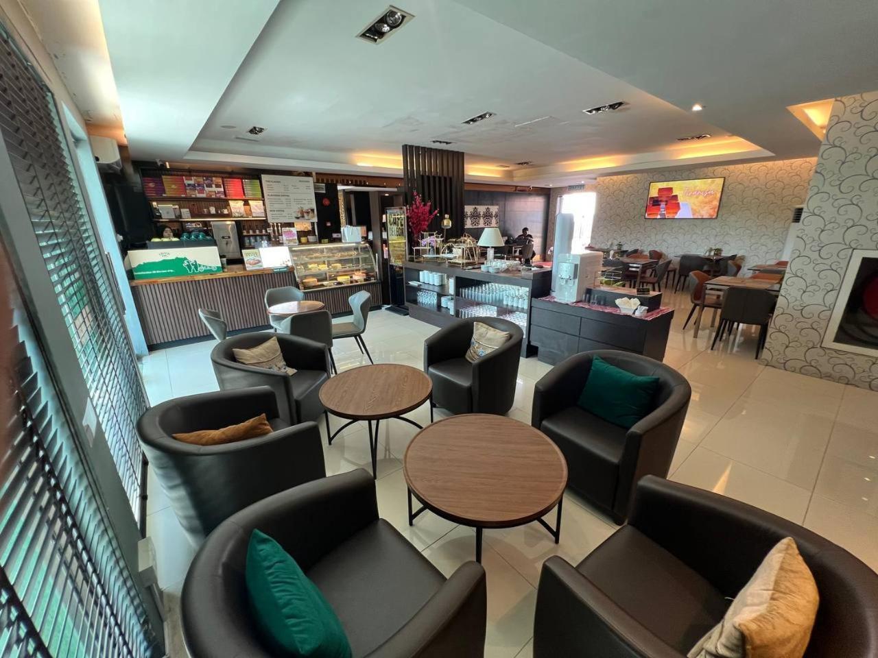 Hotel De Leon Lahad Datu Εξωτερικό φωτογραφία
